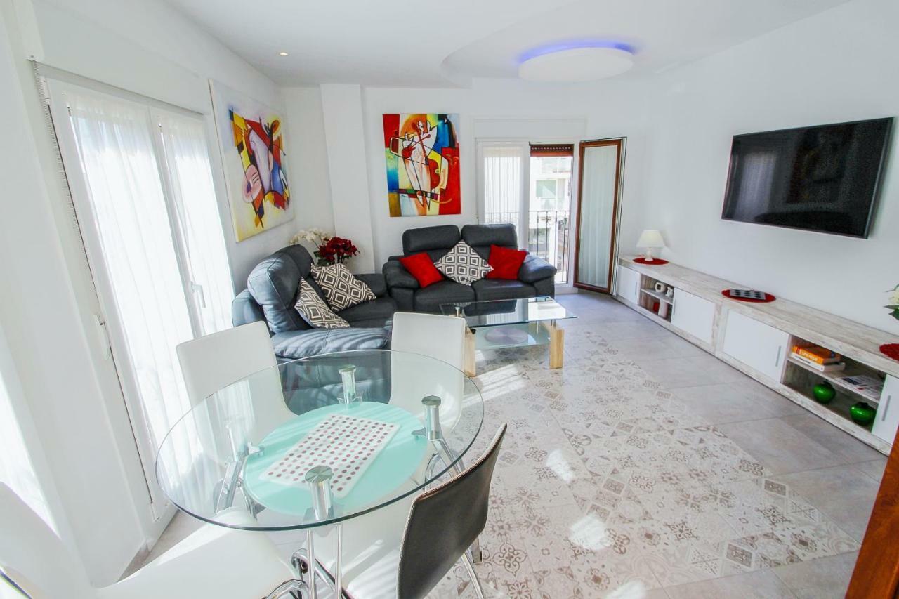 Judith - Modern In * Moraira